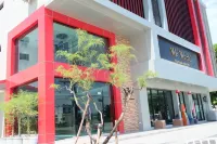 We World Boutique Haatyai Hotels in Hat Yai