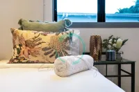 Luxurious Cozy Retreat Pool Office Parking