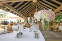 Chateau des Ayes - Chambres & Suites Hotels in Balbins