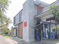 RedDoorz near Wisata Paribendo Lawang Hotel dekat Sari Nan De (Pak Salim)