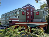 Ibis Sydney Thornleigh Hotels in Castle Hill