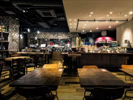 Daiwa Roynet Hotel Matsuyama Отели рядом с достопримечательностью «Bocchan Wind up Clock»