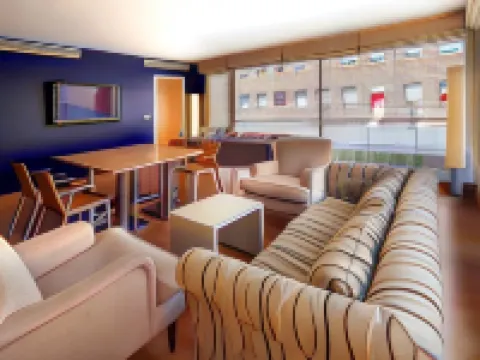 U酒店別墅 - Gomá 薩拉戈薩省酒店