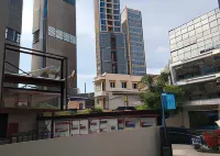 Cozrooms Near Mrt, Plaza Indonesia, and Grand Indonesia