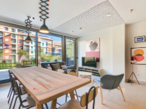 Livensa Living Studios Valencia Viveros