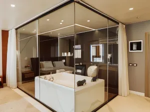 Royal G Hotel and Spa