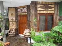 Enny's Guest House
