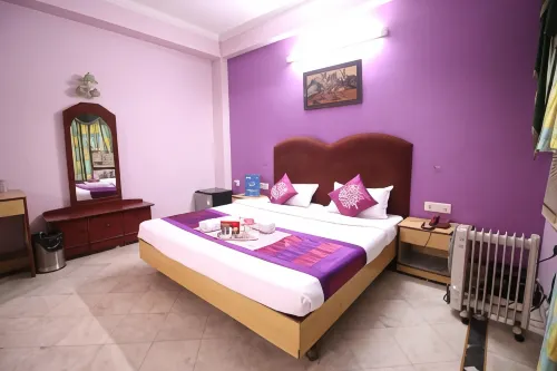 Hotel Mayur Hotels in Gwalior