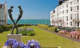 Hamptons Brighton