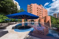 Hotel Dann Carlton Belfort Medellin - piscina