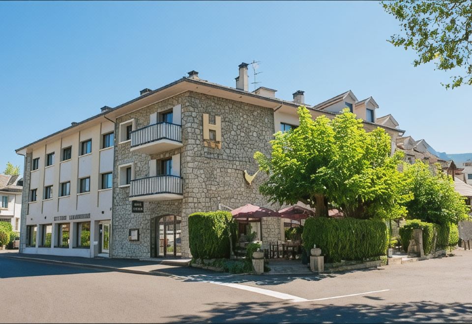 hotel overview picture