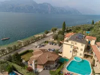 Hotel Garni Rosmari - شرفة