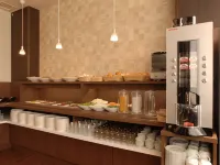 AB Hotel Kakamigahara - فطور