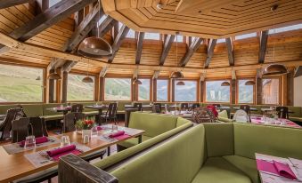 Blu Hotel Senales Zirm-Cristal