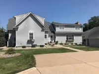 Beautiful, spacious and quiet house in the heart of Moline.