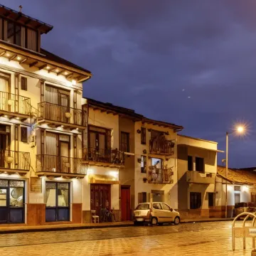 Hotel Azul de la Plaza by Chat Noir