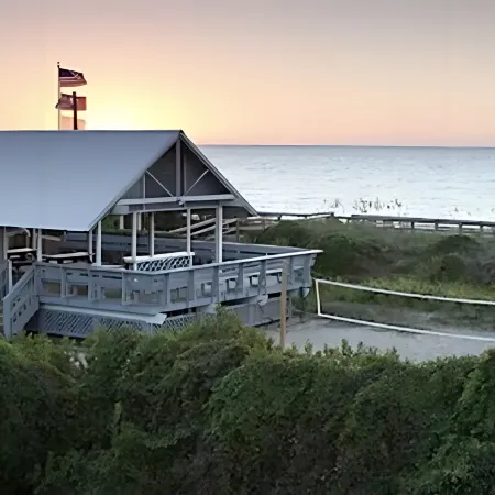 2nd Row Ocean Views 4Br 3ba Sleeps 12, '26 Pool Amenity Card, Linens Included