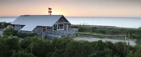 2nd row Ocean Views 4br 3ba Sleeps 12, '25 Pool Amenity Card, linens included