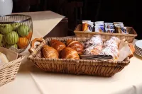 Hotel Sieweburen Hotels in Strassen