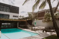 North Star Micro Hotel - مسبح