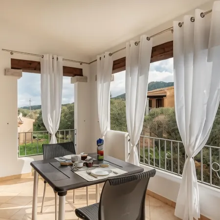 Residenza l'Alzoni Отели в г. Сан-Теодоро
