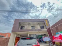 Urbanview near Sunrise Mall Mojokerto Hoteles en Puri