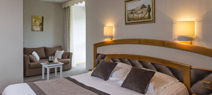Best Western le Relais de Laguiole Hotel  Spa โรงแรมในอาฟีรง