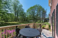 TuckAway Suites at East Branch Hotel a Bartlett