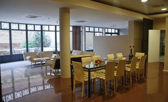 Ambassador Suites Antwerp