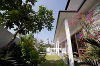 1BR Villa with Private Pool in Amed Hotel di Amed