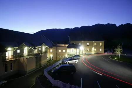 Landhotel Reitingblick Отели в г. Леобен