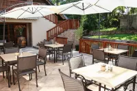 Woodlands Guest House - พร้อมอาหารเช้า