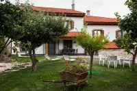 Casa de la Cadena - Villas