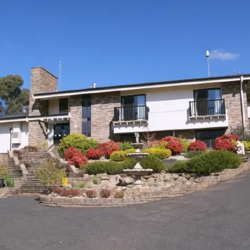 Bathurst Heights Bed & Breakfast