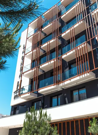 La Onda Hotel Durres Отели рядом с достопримечательностью «Beach of Durrës»