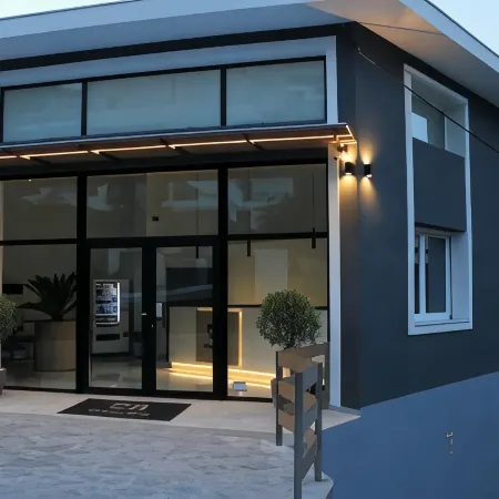 UrbanBay Hotel & Spa