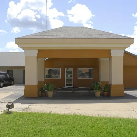 America's Best Inn and Suites Emporia