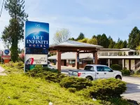 Art Infiniti Hotel Hotels near Walmart Supercentre