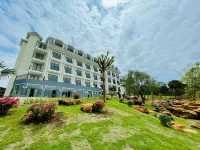 Sunflower Hotel & Resort