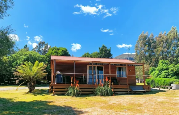 梅迪納山小屋酒店