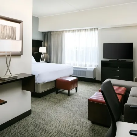 Staybridge Suites DES MOINES DOWNTOWN by IHG