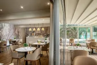 Almond Business Hotel - Breakfast