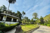 Baan Rim Kwai Paerimnam Resort Hotels in Amphoe Sai Yok