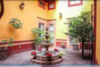 聖地亞哥金塔飯店 住宿飯店