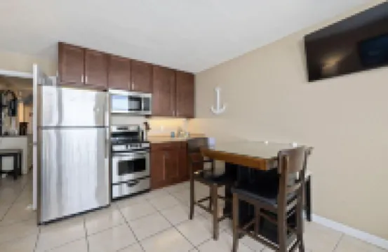 Beautiful Beachfront Resort Condo