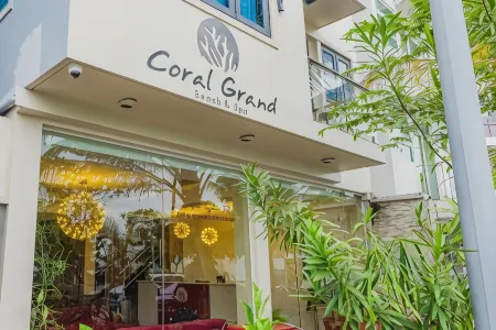 Coral Grand Beach & Spa Отели рядом с достопримечательностью «Пятничная мечеть»
