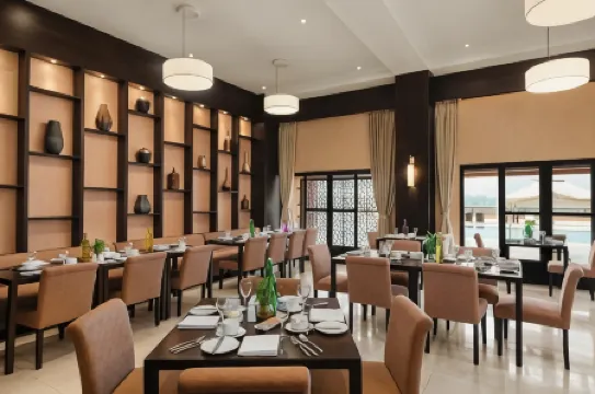 Ramada Encore by Wyndham Statue of Unity