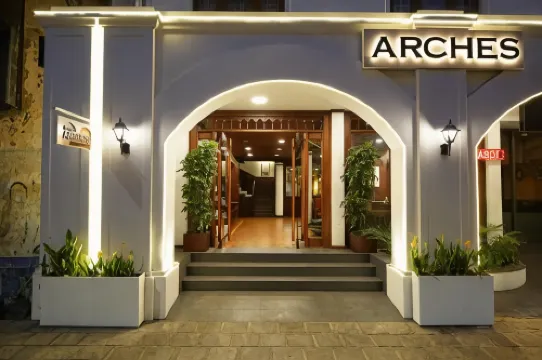 Hotel Arches コーチのホテル