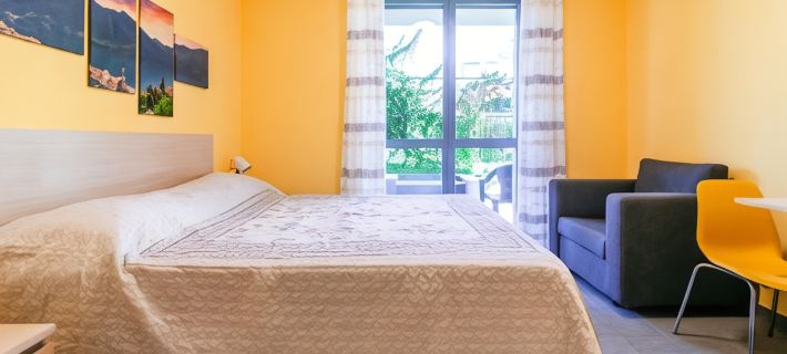 Casa Livio - Rooms and Studios Hotels in Como