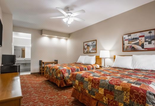 1. 로드웨이 인 엔..